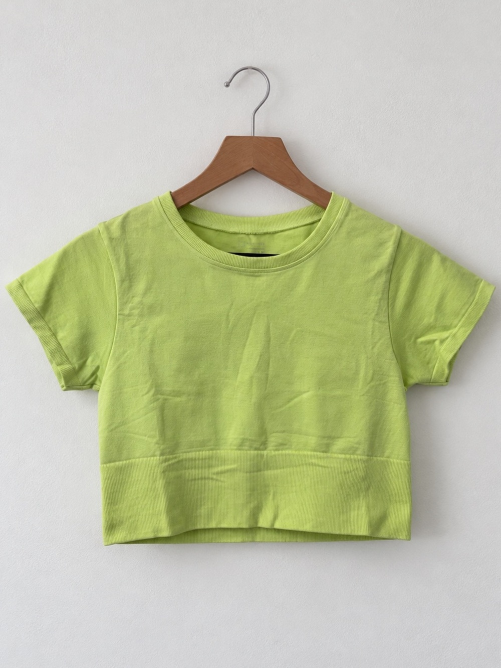 OFFLINE by Aerie Sidewalk Seamless Cropped Top Neon Lime Green Sz M